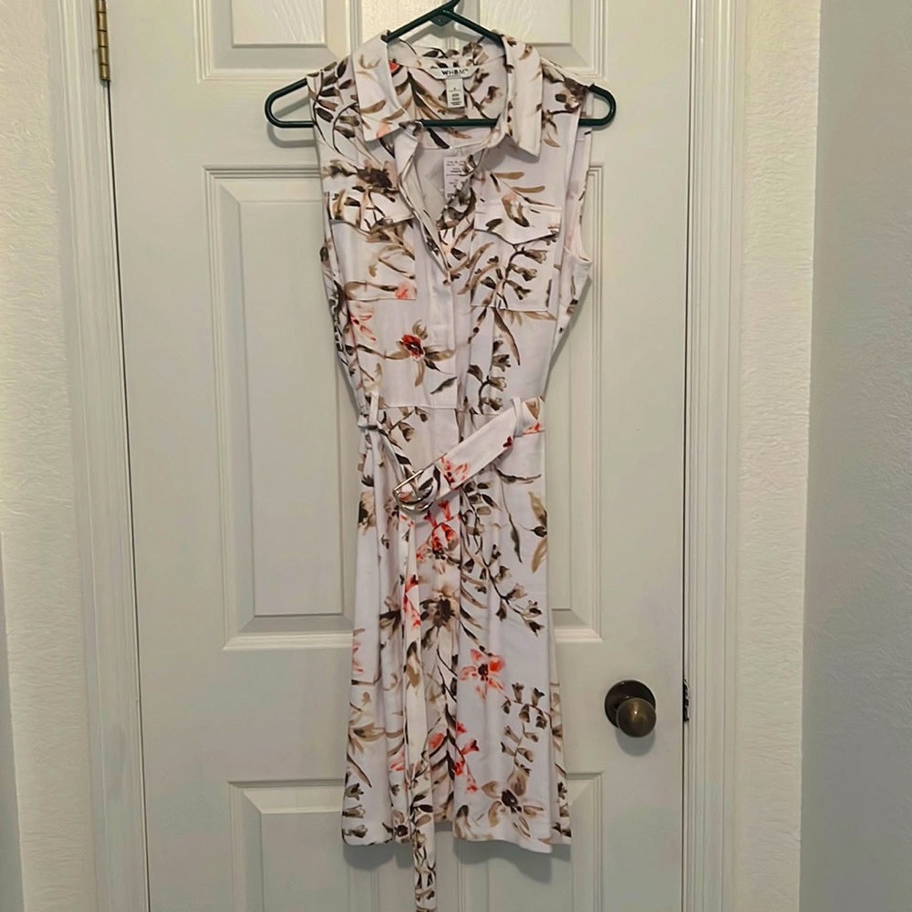 WHBM dress size 6. Buttons up the front. Never worn.